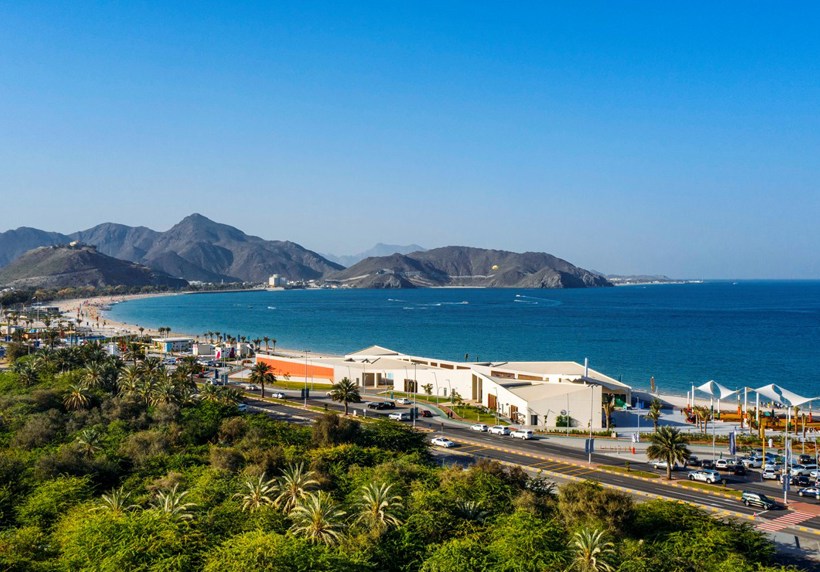 https://www.visitsharjah.com/media/11igoixe/khorfakkan-beach-1.webp?height=572&v=1dbab32779612c0&width=820