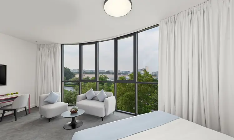 Signature room 1 copy.webp