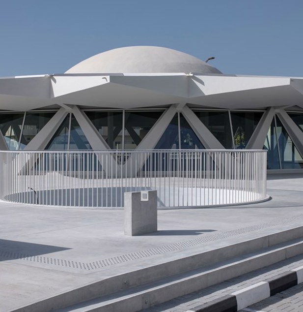 8 2020 08 09 Saf The Flying Saucer Press 9971