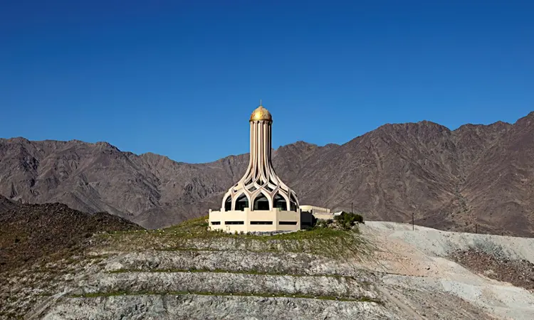 Resistance Monument2