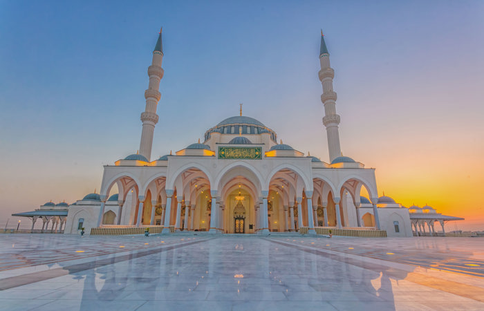 Sharjah Mosque 04